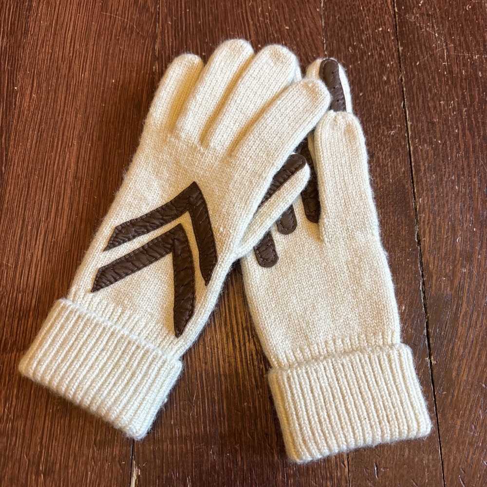 Isotoner Women's Classic Knit Gloves One Size Cream w/Mink Trim Vintage
